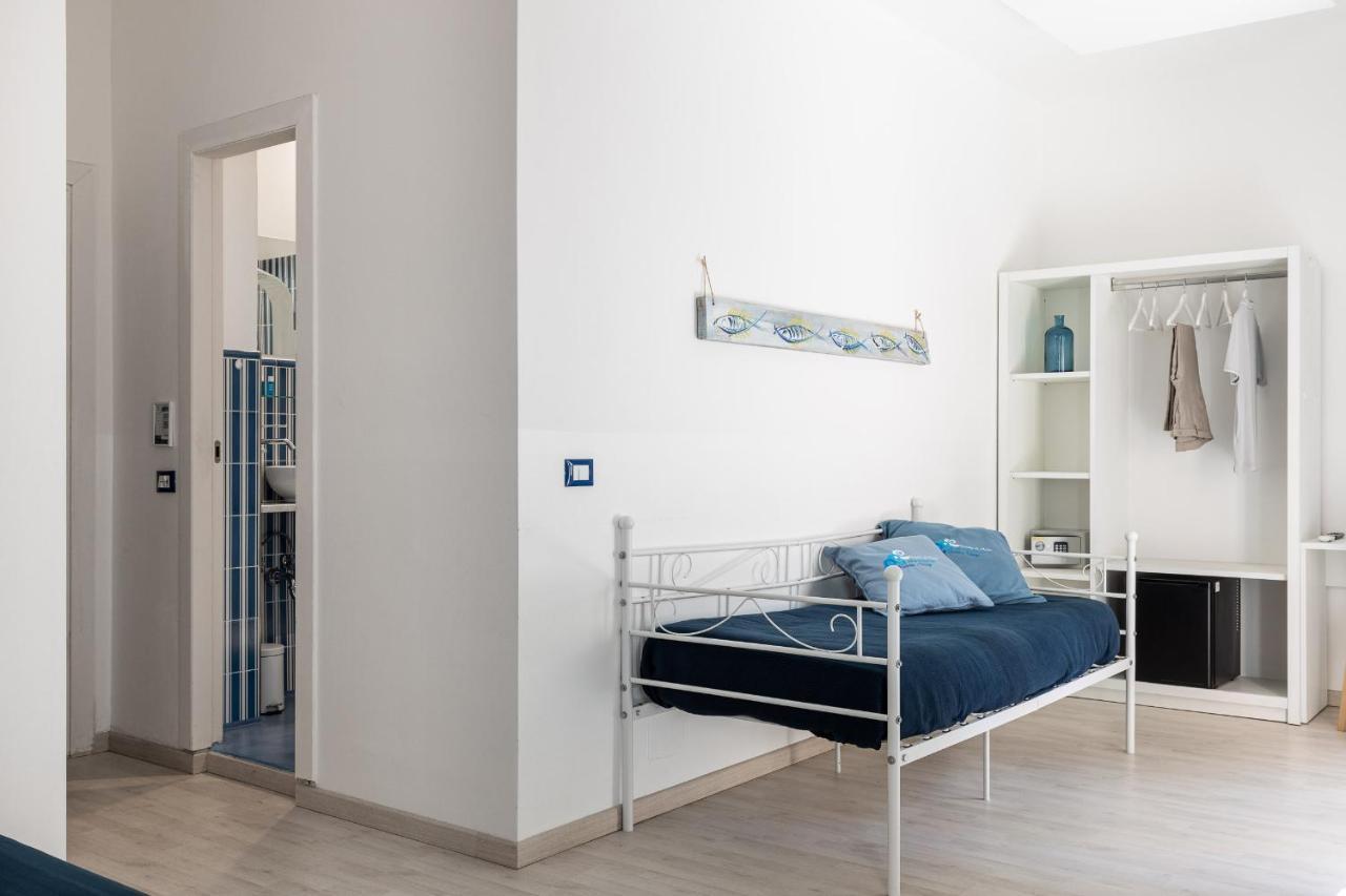 B&B Sapore Di Mare Nel Blu 加埃塔 外观 照片
