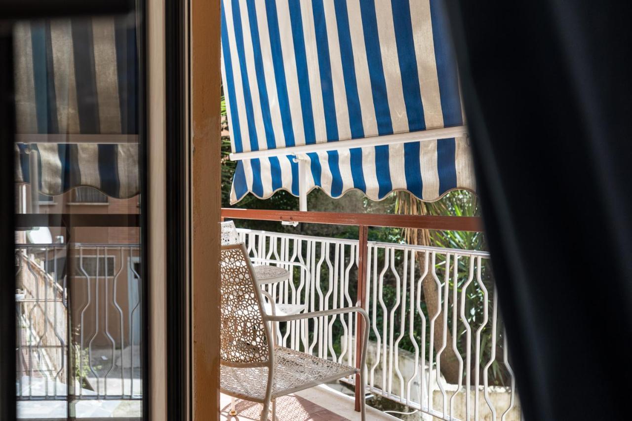 B&B Sapore Di Mare Nel Blu 加埃塔 外观 照片